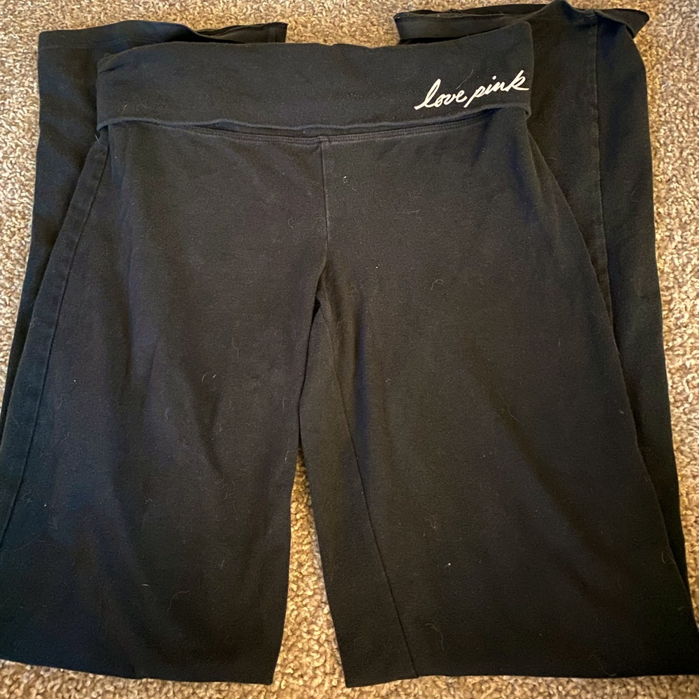 Victoria’s Secret PINK yoga pants